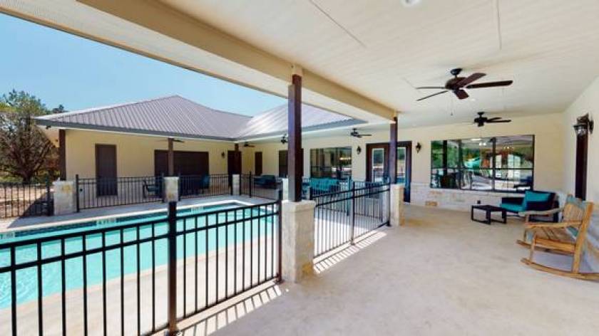 Stay and Play Package - Free Golf in Concan, TX! | Frio Premier Rental ...